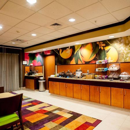 Fairfield Inn & Suites Clovis Bagian luar foto