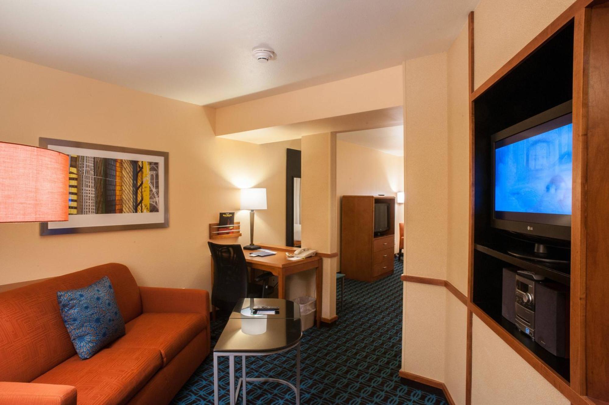 Fairfield Inn & Suites Clovis Bagian luar foto